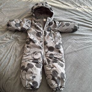 Gray Kids One Piece Snowsuit; like NEW 💙